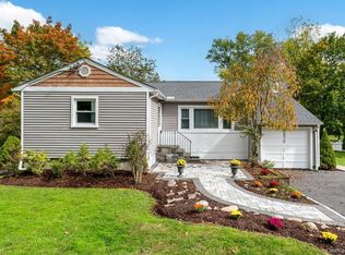 2872 Old Yorktown Rd, Yorktown Heights, NY 10598