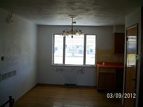 4th image of 108 E Madison St