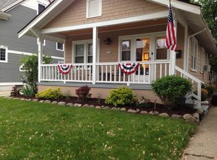 1062 Palmer St, Plymouth, MI 48170