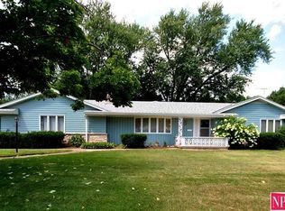 977 N 25th Ave, Blair, NE 68008