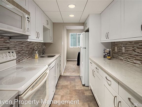 5th image of 1001 Queen Anne Ave N APT 501