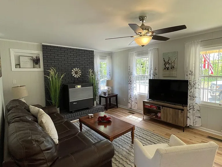 1912 S Berlin Rd — Photo 12