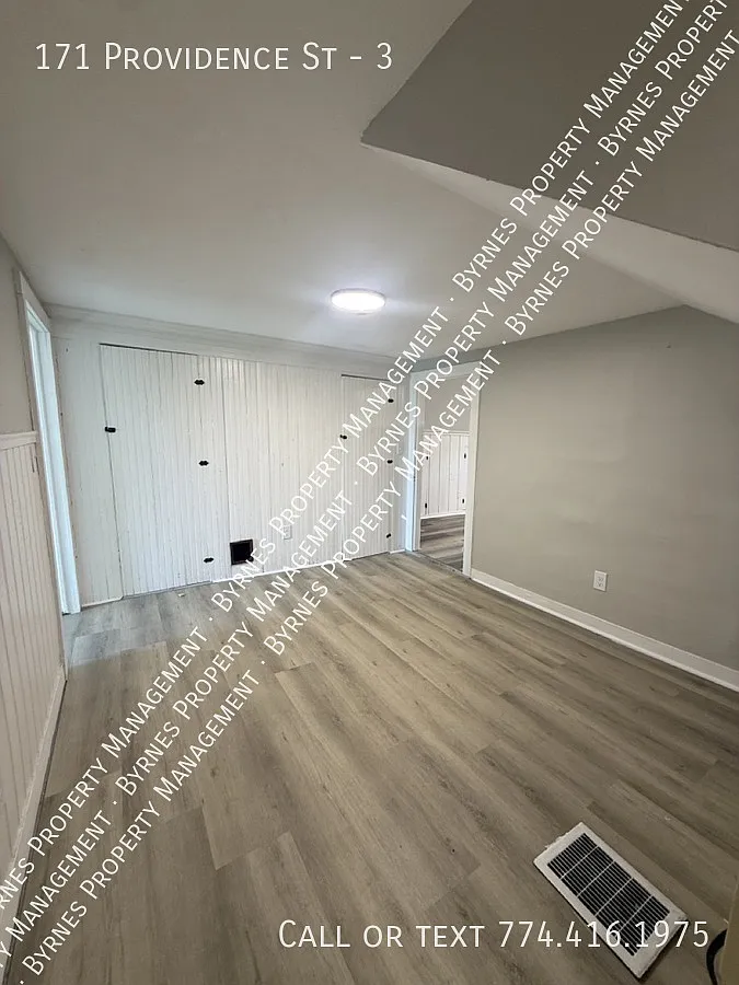 3 bed, $1,800 — Photo 4