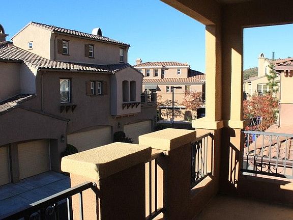 2nd image of 1346 Sky Ridge Ct
