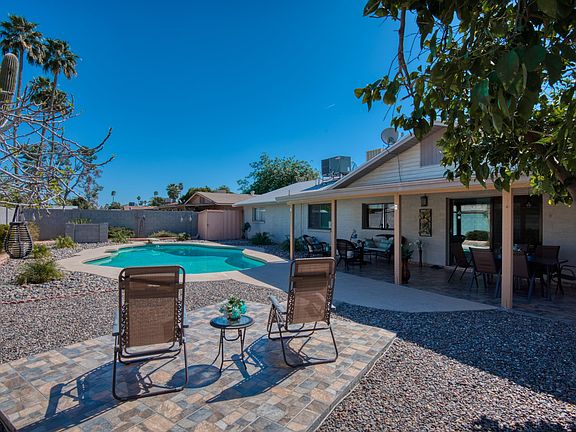 4th image of 4602 W Poinsettia Dr