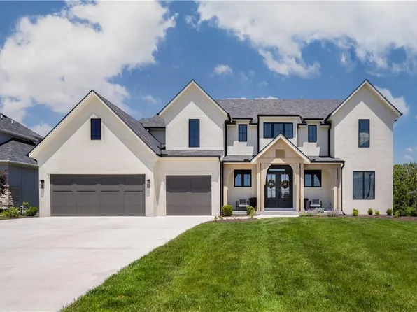 8523 N McKinley Ave, Kansas City, MO 64157