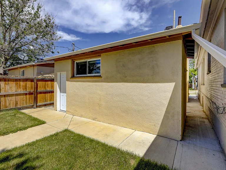 4333 Ames St — Photo 24
