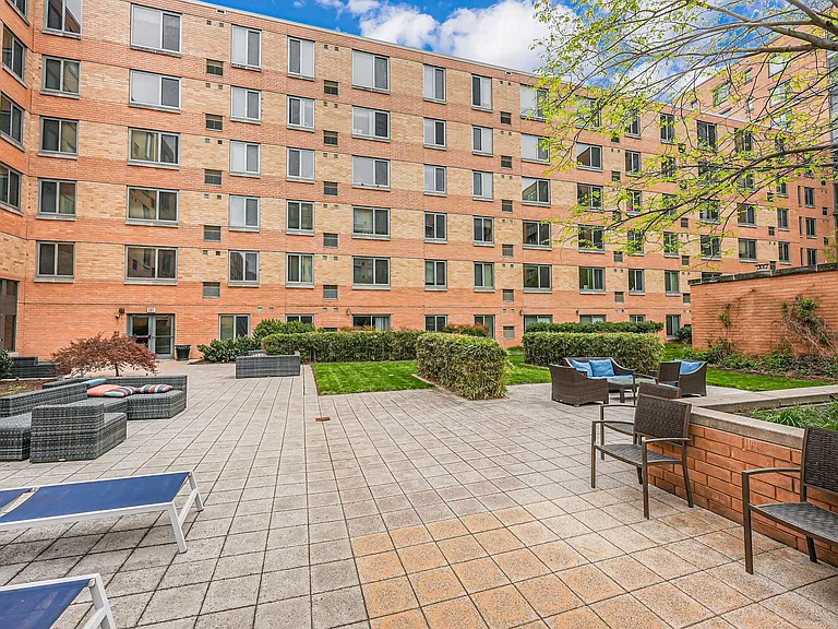 440 L St NW #809 — Photo 33