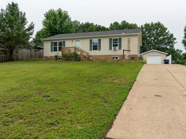 100 Donald St, Camp Douglas, WI 54618