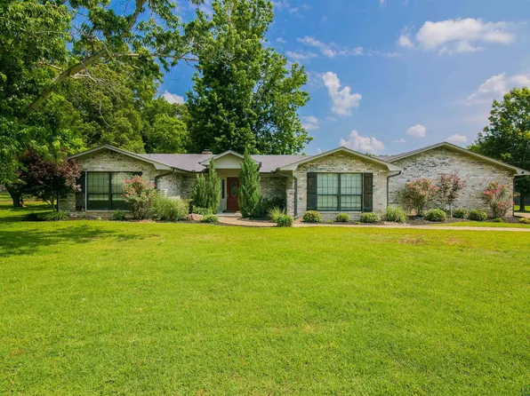 1109 Creekwood Ln, Longview, TX 75602