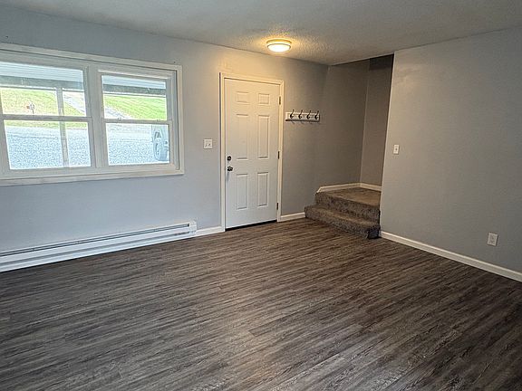 3rd image of 151 Valley Heights Rd #3