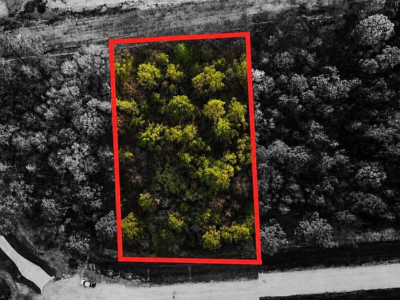 2nd image of 186 Bunkhouse Rd