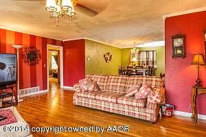5th image of 610 11th St