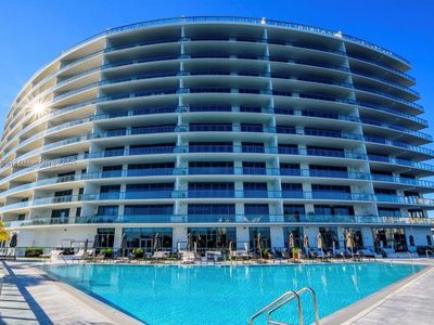 3300 NE 188th St #Lph12, Aventura, FL, 33180