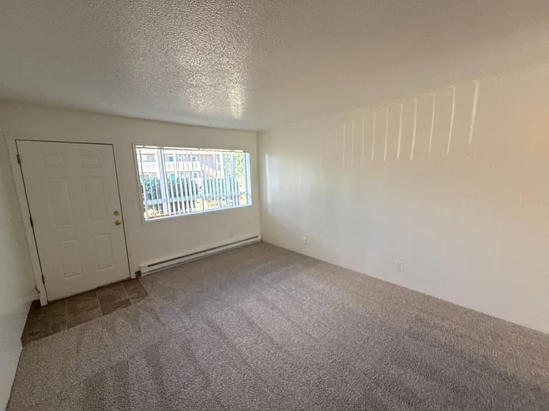 550 SW Levens St #21 — Photo 5
