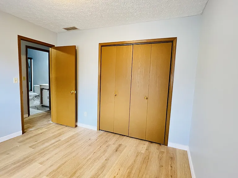 431 S Village Ct #1 — Photo 27