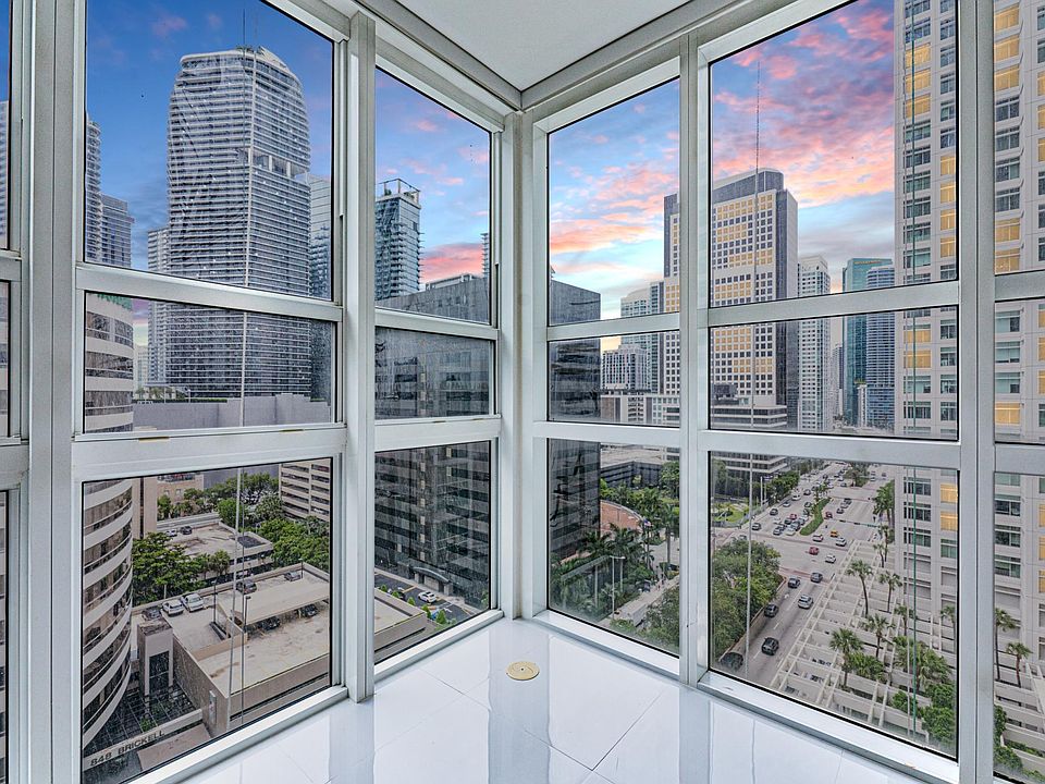 1st image of 951 Brickell Ave APT 1401