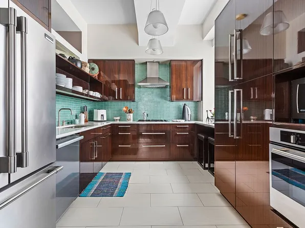 15 Broad St APT 1510, New York, NY 10005