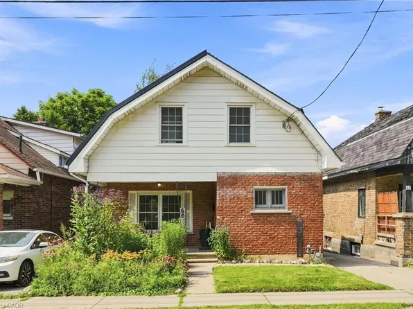 60 Oliver St, Guelph, ON N1E 3B5