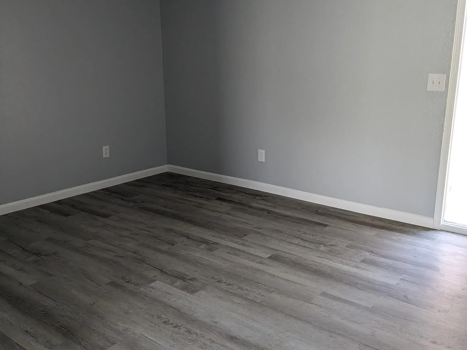 2 bed, 770 sqft, $1,000 — Photo 2