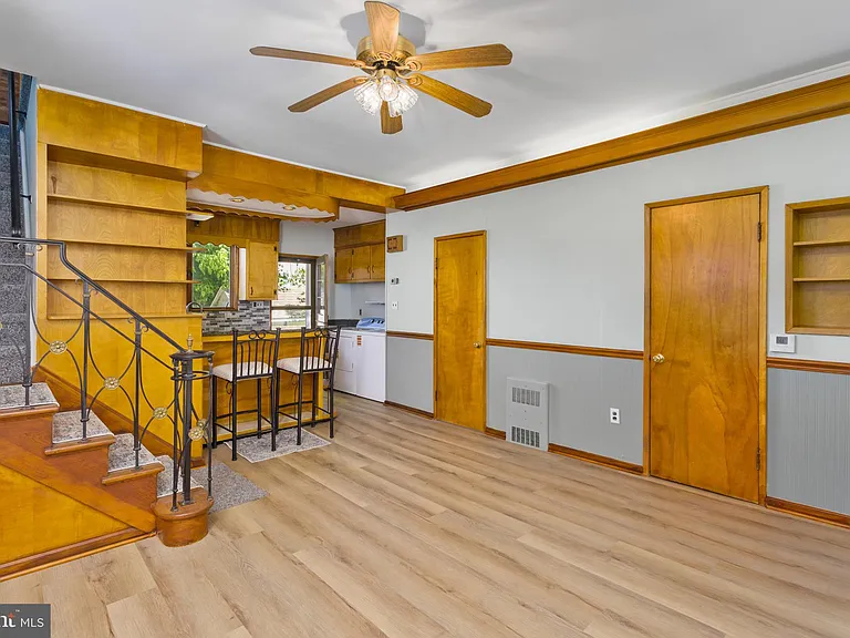 15 Crosswicks St #REAR — Photo 8