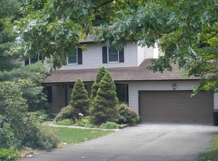 25 Woods Rd, East Stroudsburg, PA 18301