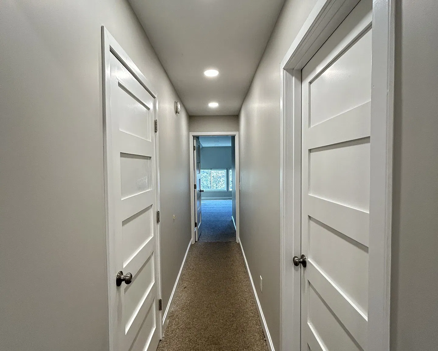 3 bed, 800 sqft, $1,600 — Photo 4