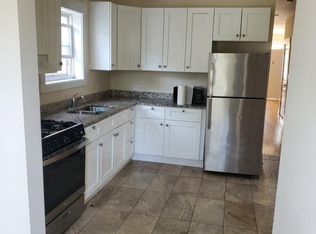 7215 N Damen Ave #1, Chicago, IL 60645