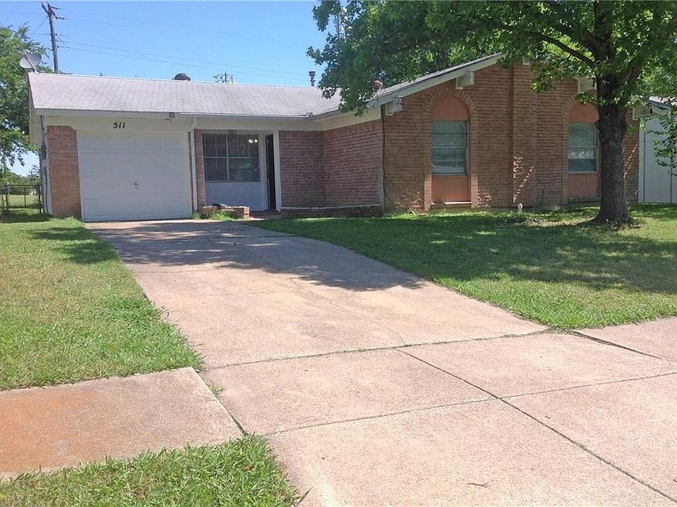 1st image of 511 Magnolia Ln