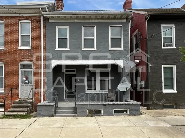 124 York St #2, Hanover, PA 17331