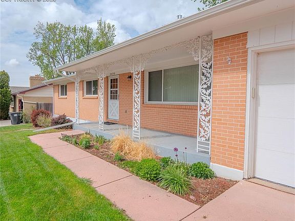 3rd image of 2420 San Carlos Cir