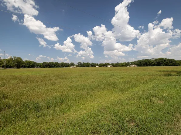 13 Kent Rd, Oak Ridge, LA 71264