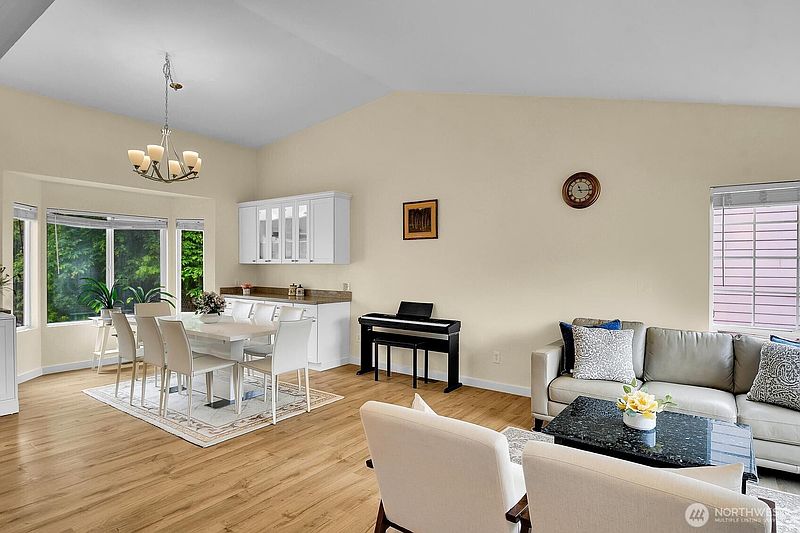 4th image of 11035 SE 271st Street