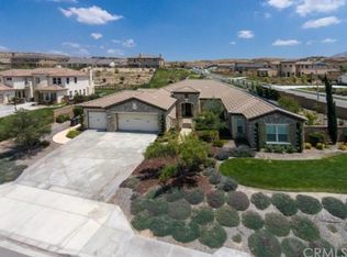 2296 Waterford Way, Colton, CA 92324