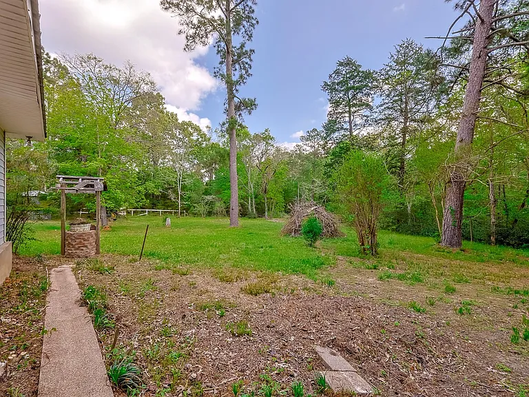 8 Vick Rd — Photo 34