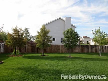 3rd image of 9351 Benziger Dr