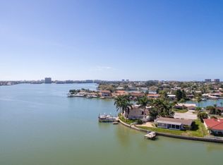 99-1178 Halawa Heights Rd, Aiea, HI 96701