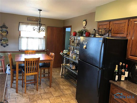 5th image of 1432 Taylor Dr