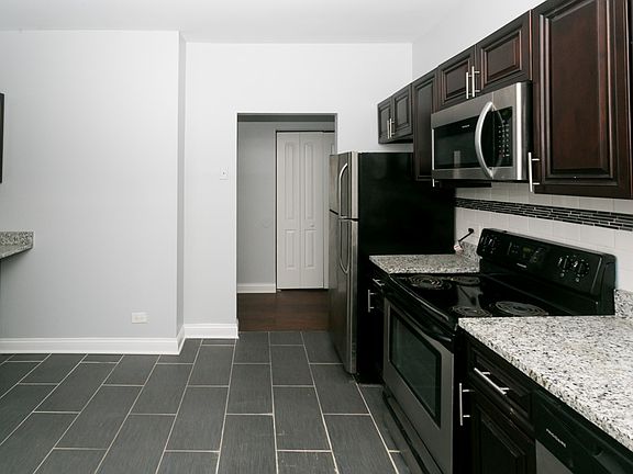 5th image of 3635 W Dickens Ave APT 3A
