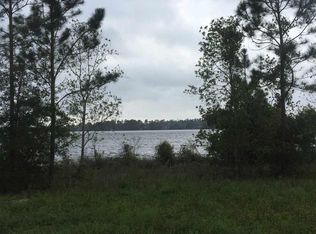 7647 Bay Vista Ln, Milton, FL 32583