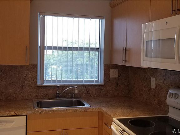 4th image of 8325 Sunrise Lakes Blvd APT 310