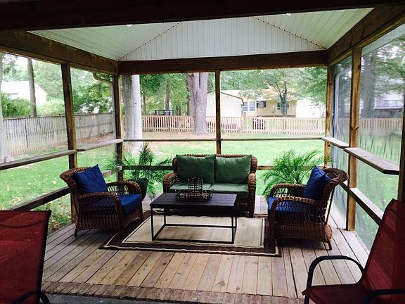 Screened Porch