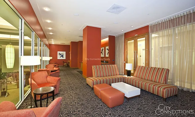 Rented by City Connections Realty | media 18