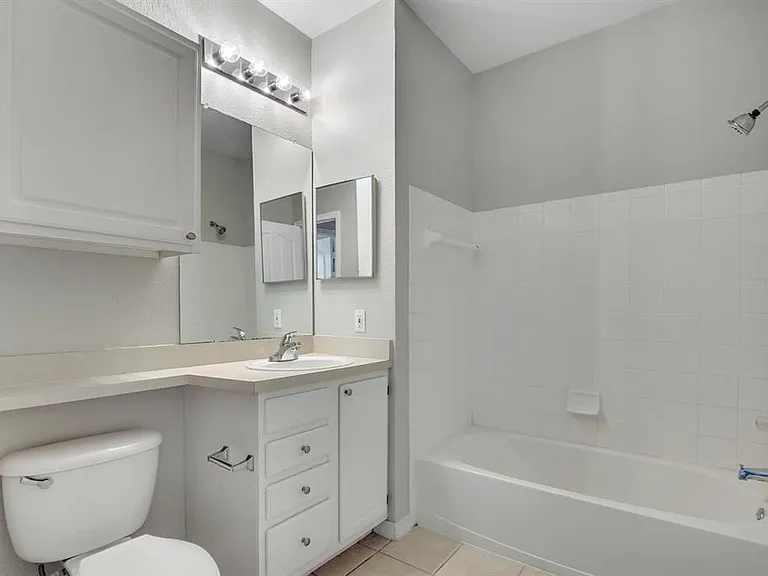 2705 Maitland Crossing Way #303 — Photo 17
