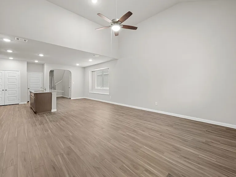 13820 Goldeye Dr — Photo 2