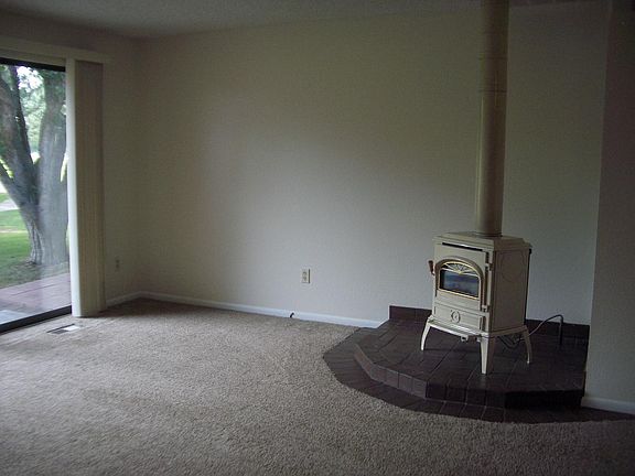 5th image of 4656 S Chinook Ave