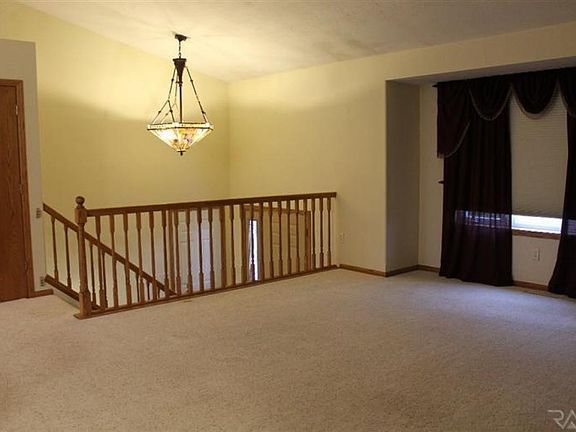 5th image of 6017 W Jordan Ct