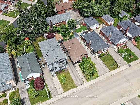 2nd image of 20 Tiago Ave