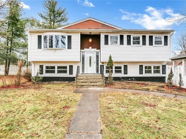 27 Marc Terrace, Monroe, NY 10950