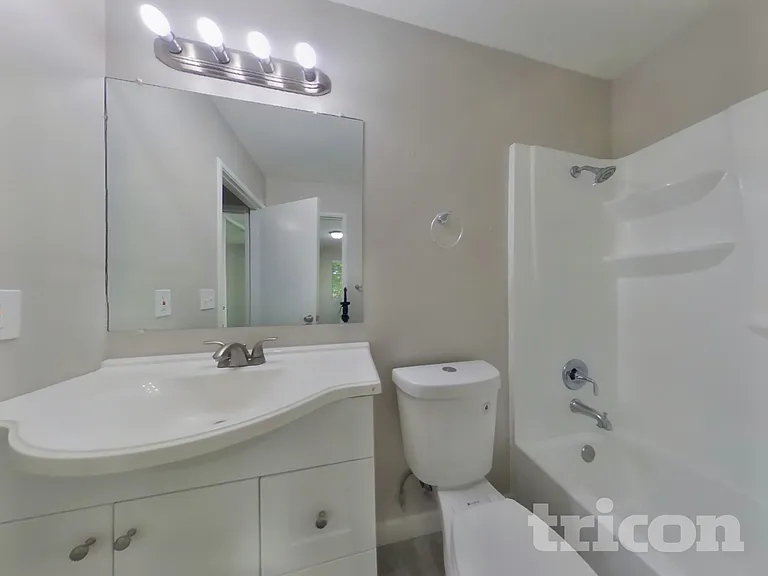 1107 Nadene Dr — Photo 13